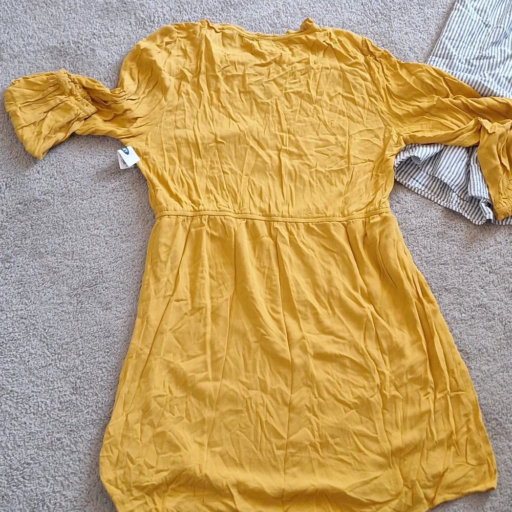 Old Navy Striped and Mustard Dresses - Picture 6 of 7